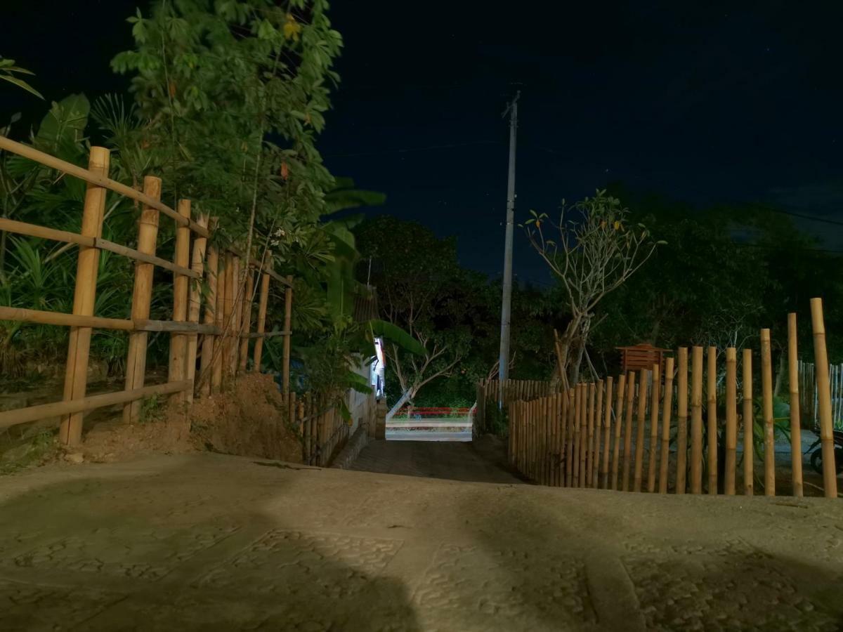 Kamasan Cottage By Reccoma Toyapakeh المظهر الخارجي الصورة